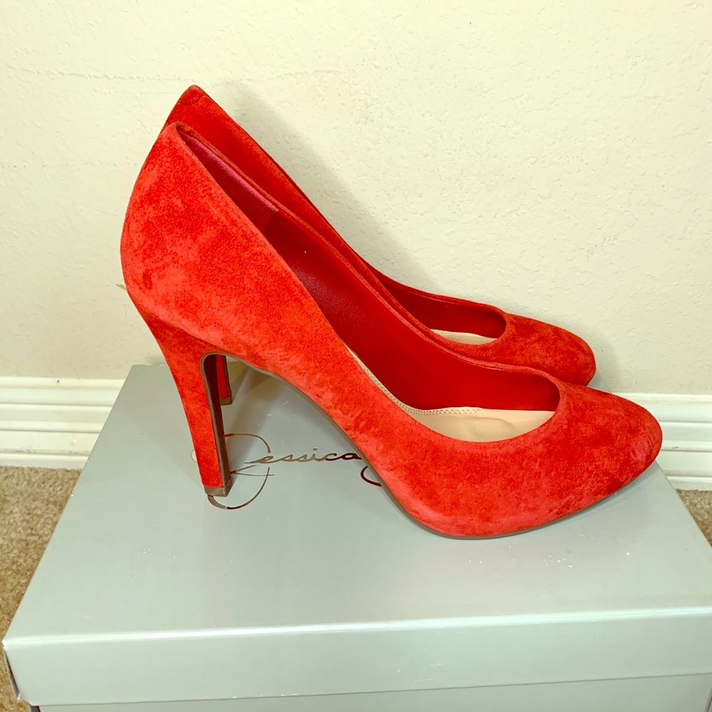 Brand New Red Suede Heels ❤️